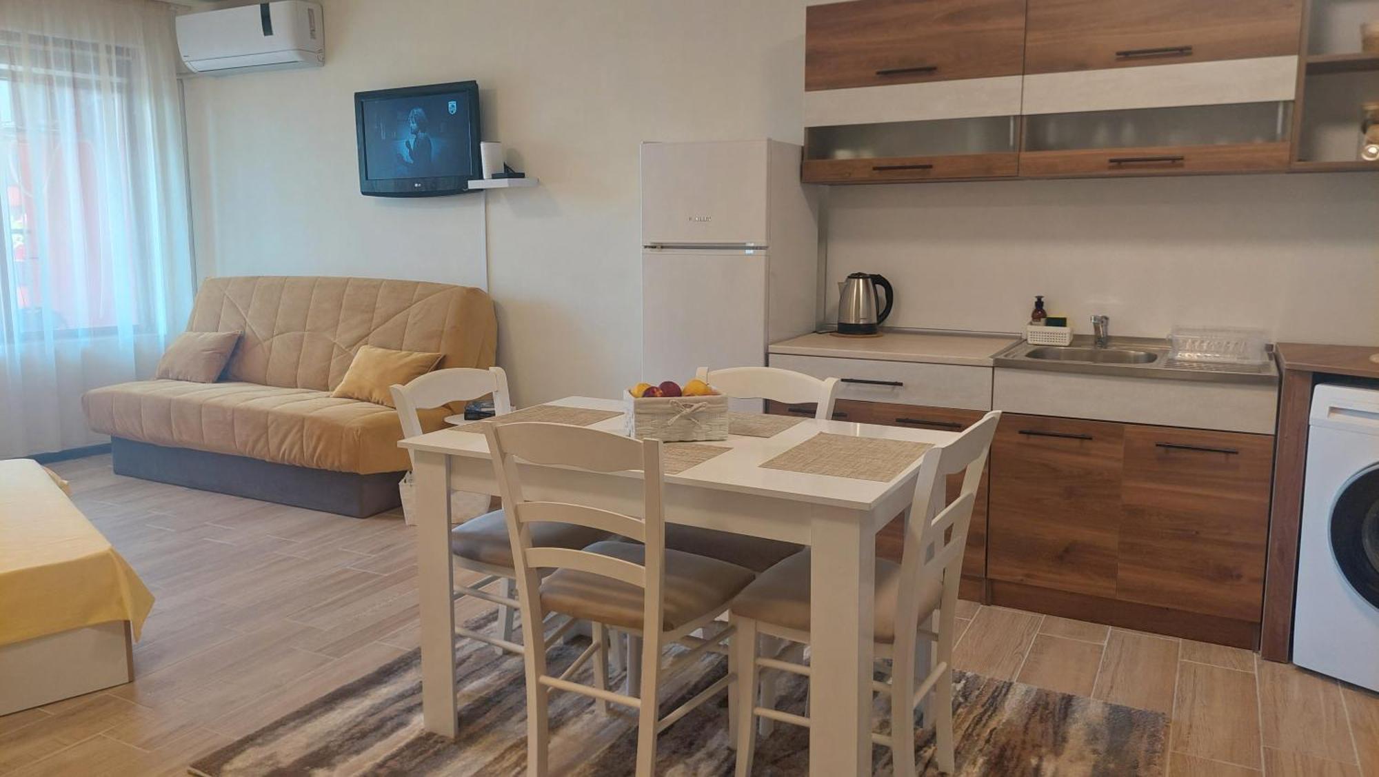 Krimski Apartment - Free Private Parking Varna Luaran gambar